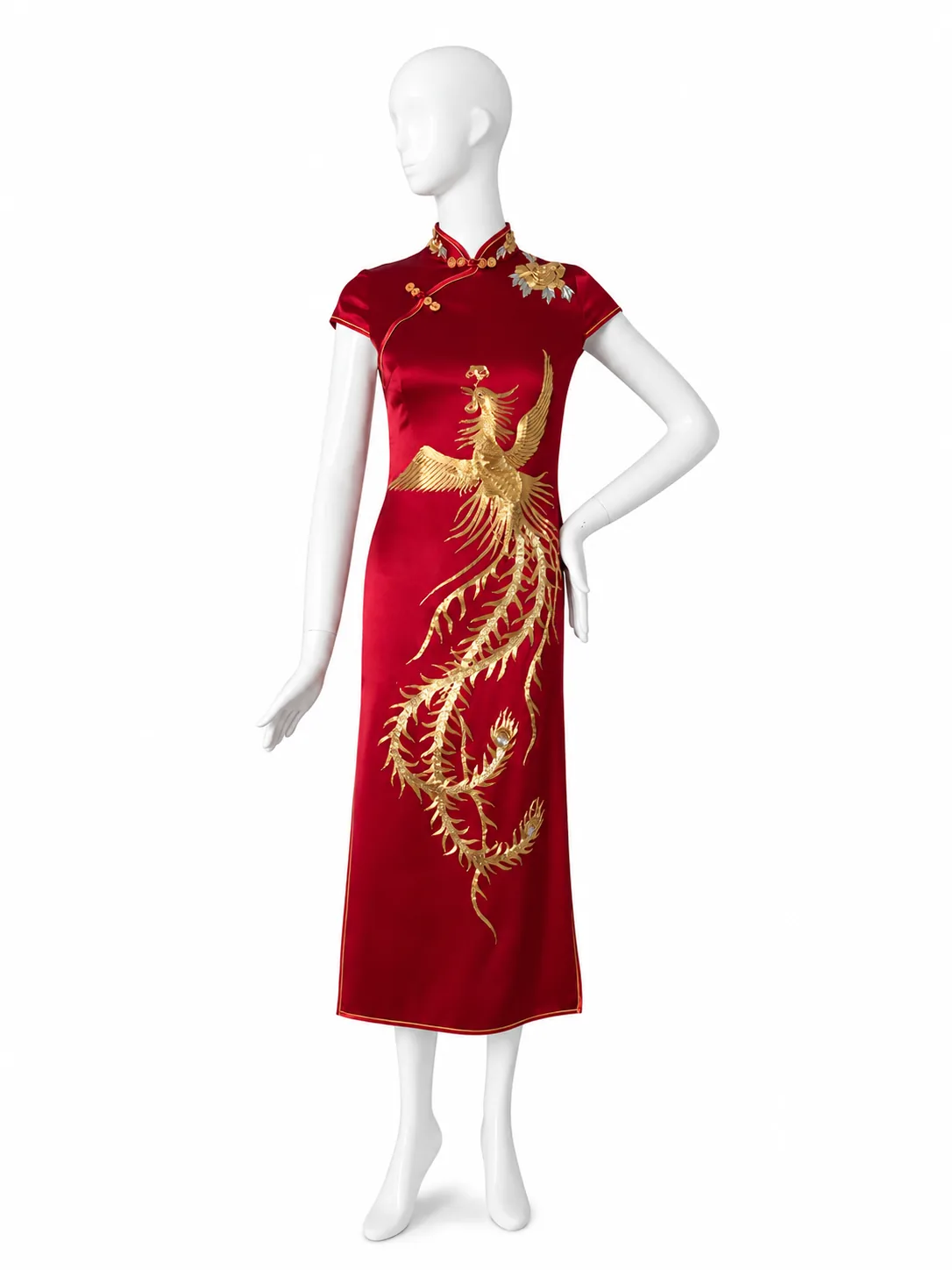 Hand-embroidered qipao cheongsam